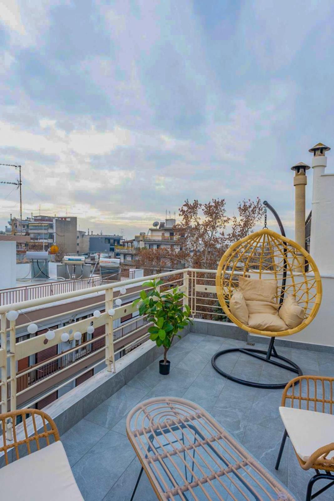 Pomegranate Luxury Penthouse Maisonette With Beautiful Terrace & Free Parking By Binobi ! Thessaloníki Eksteriør billede