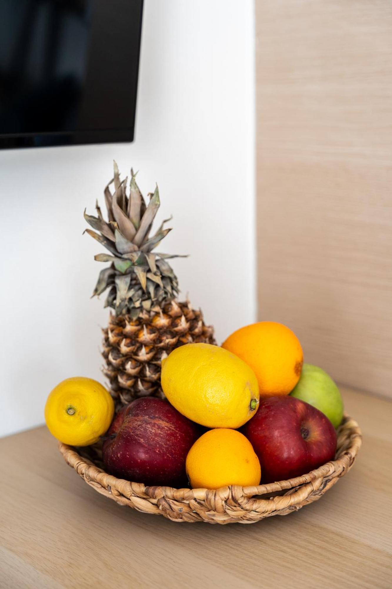 Pomegranate Luxury Penthouse Maisonette With Beautiful Terrace & Free Parking By Binobi ! Thessaloníki Eksteriør billede